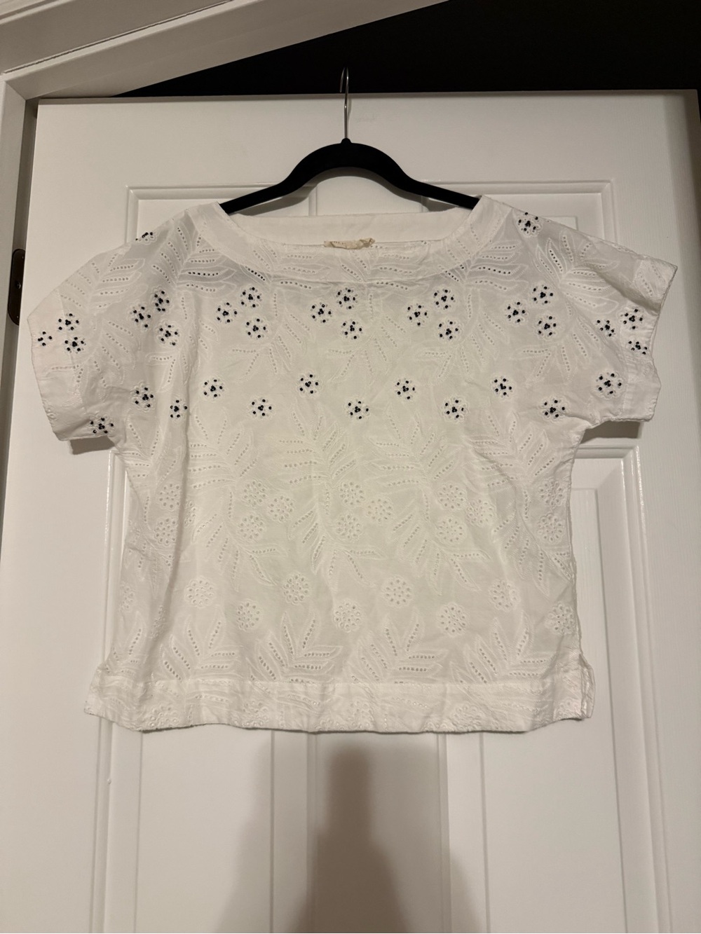 Solitaire White Cotton Eyelet Embroidered Beaded Crop Top Blouse Medium